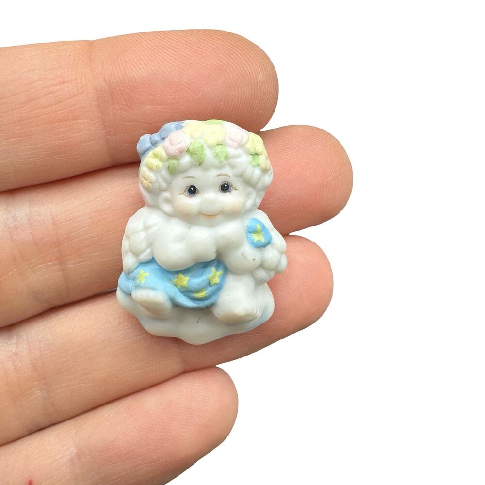 Vintage Jewelry Adorable Cherub Baby Angel Brooch Pin